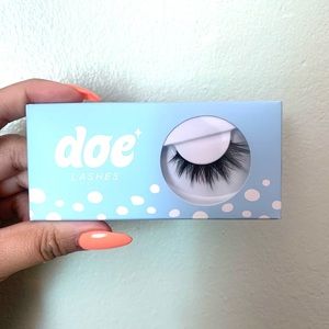 Doe Lashes